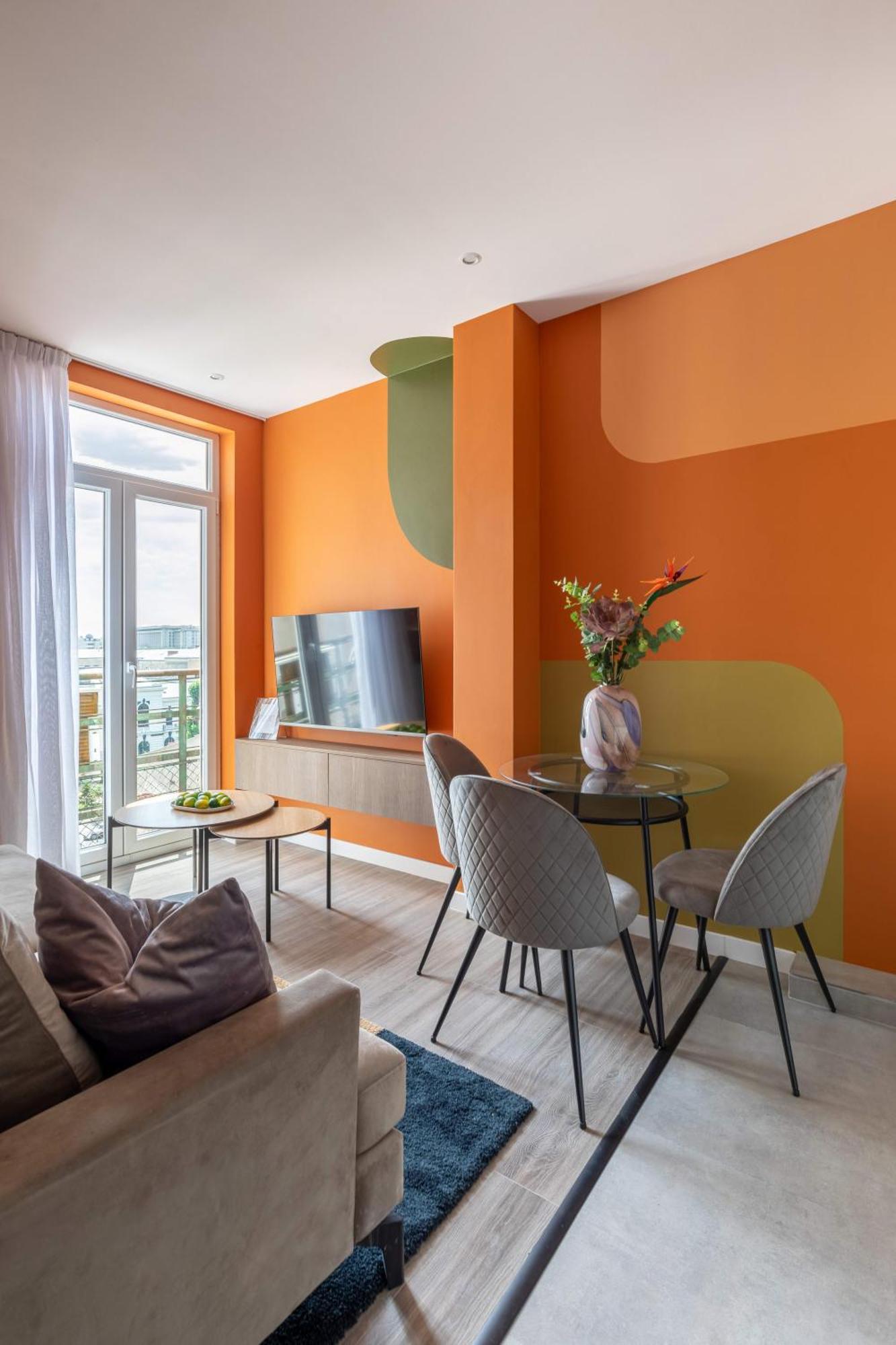 Apartamento Playful & Bright 1Br Near The Faculty Of Law Bucarest Exterior foto